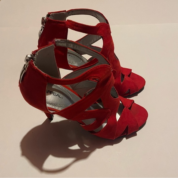 Red Xappeal open toe heels size 6.5 - Picture 3 of 9
